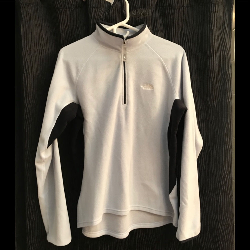 The North Face ladies fleece pullover
